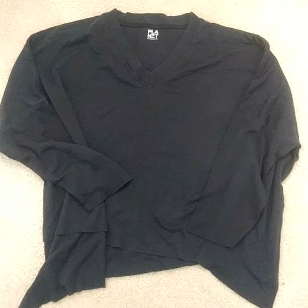 Black crop top